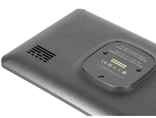 Навигатор NAVITEL E707 Magnetic